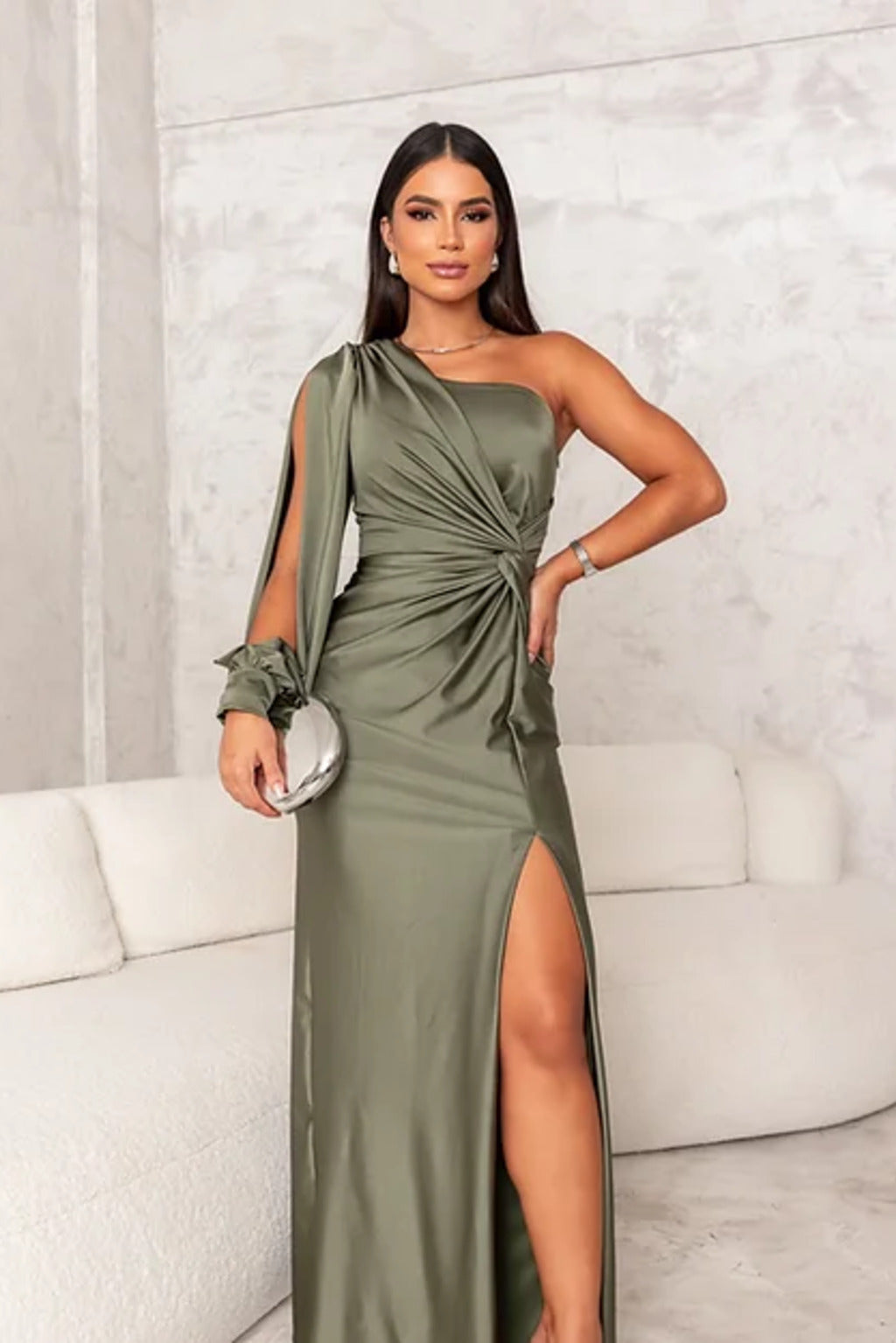 Alison - Elegant maxikjole med slids